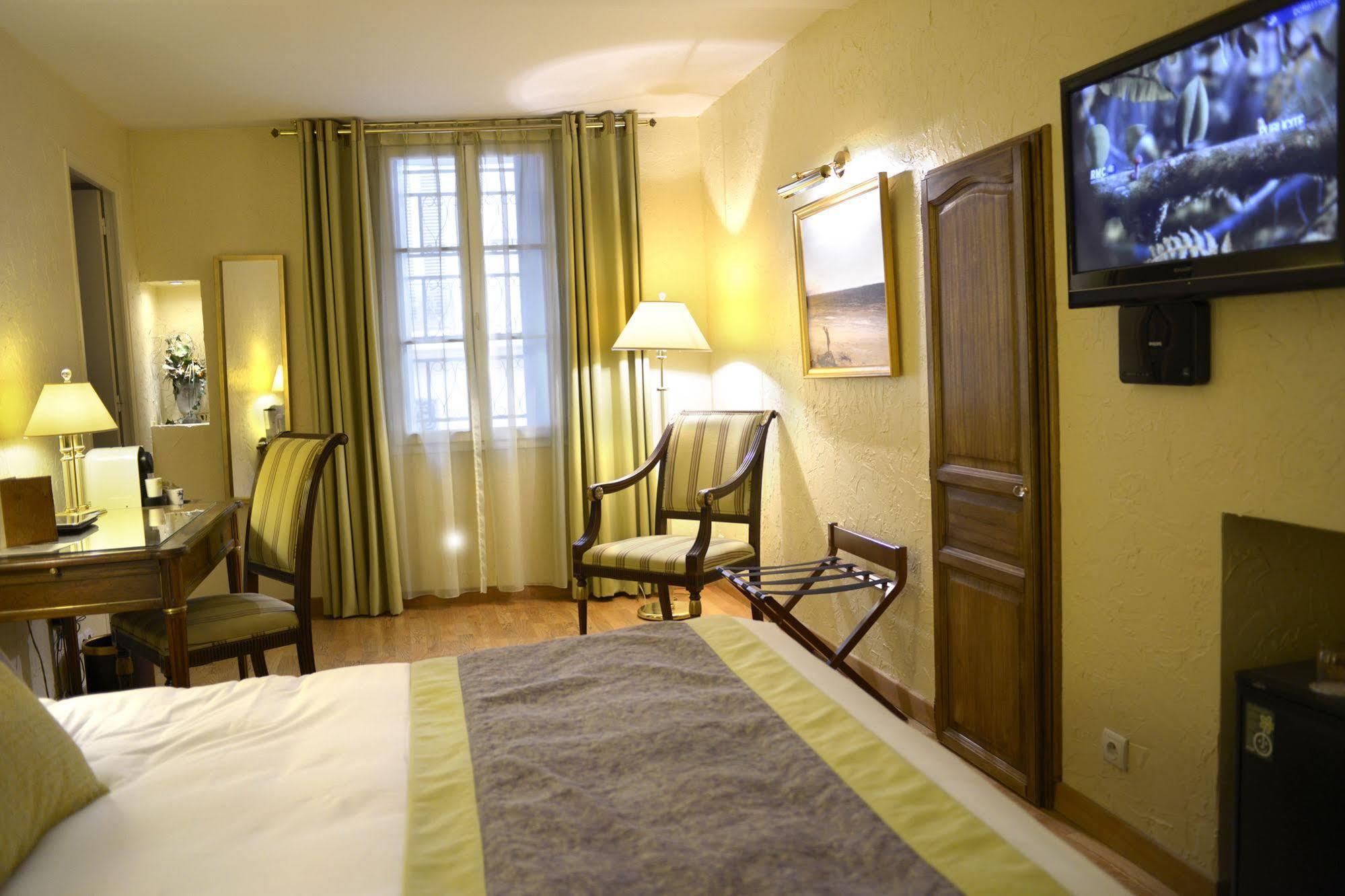 Hotel D'Aragon - Place De La Comedie Montpellier Luaran gambar